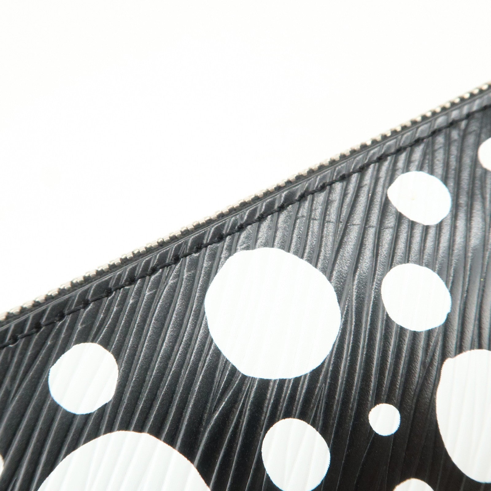 Louis Vuitton Epi Epi leather