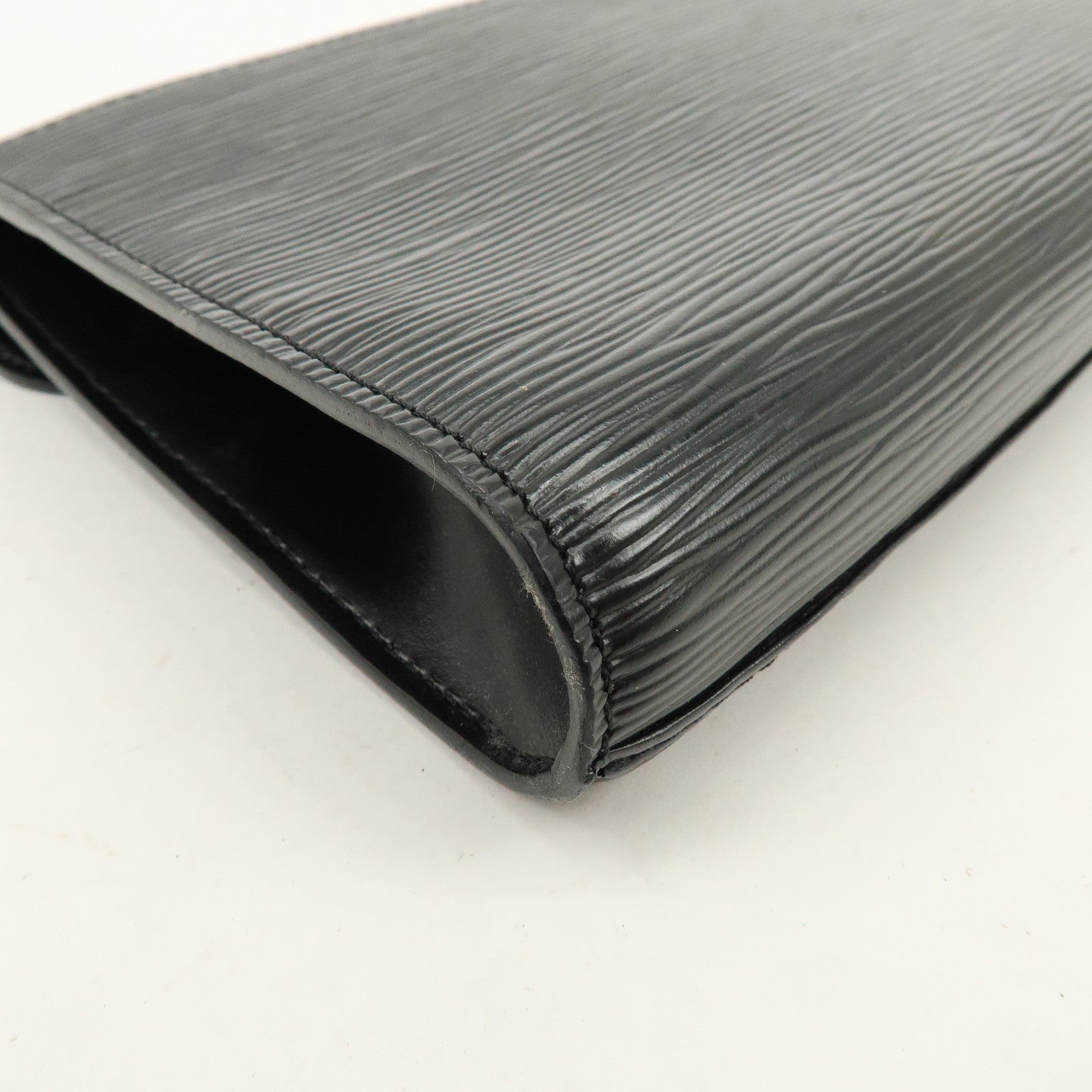 Louis Vuitton Epi Art Deco Clutch Bag Noir Black M52632