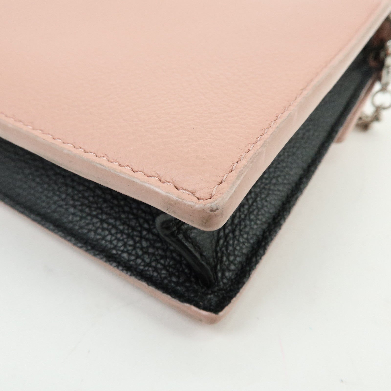 Louis Vuitton Pochette Lockme Leather Chain Shoulder Bag M63980