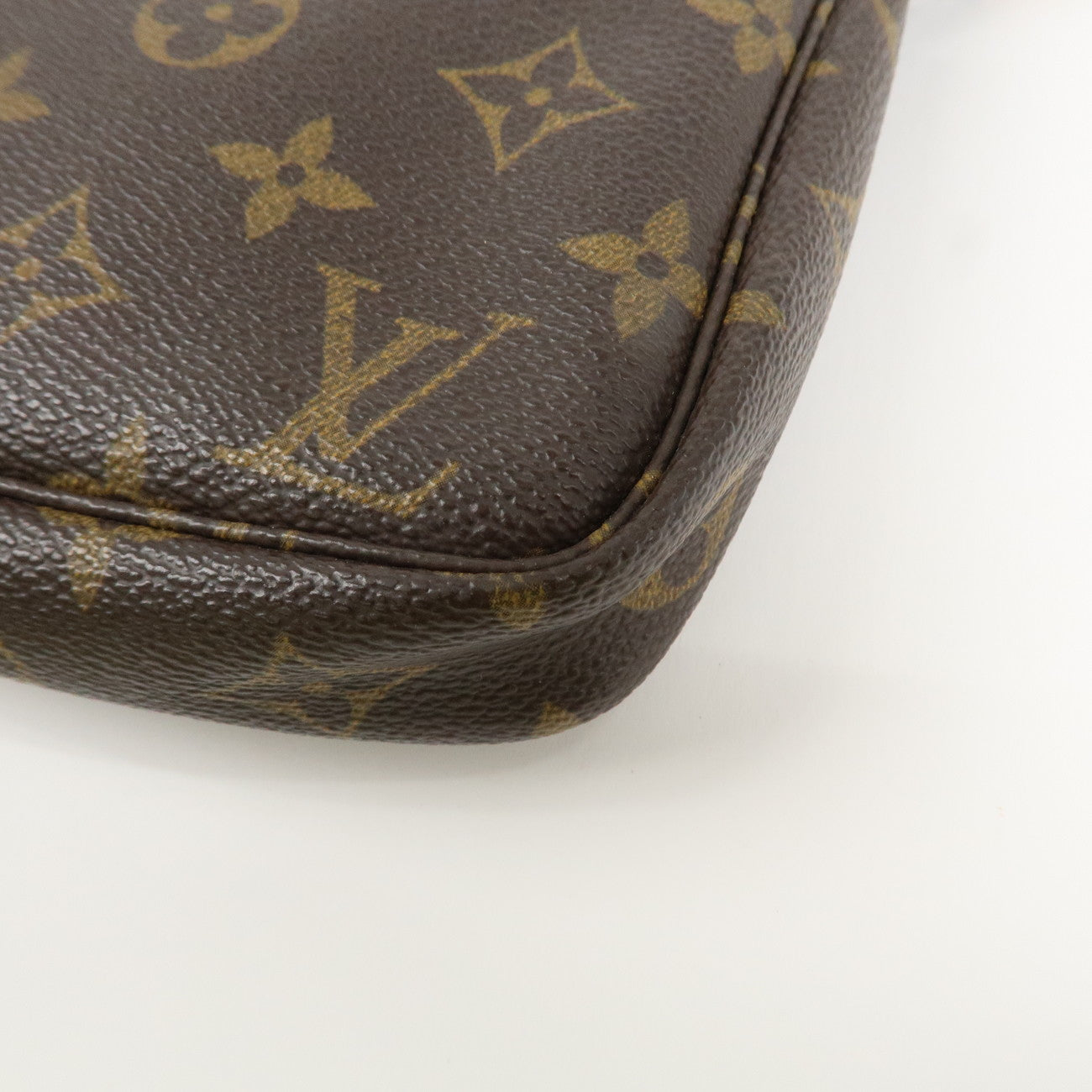 Louis Vuitton Monogram Pochette Accessoires Hand Bag Brown M51980 Used