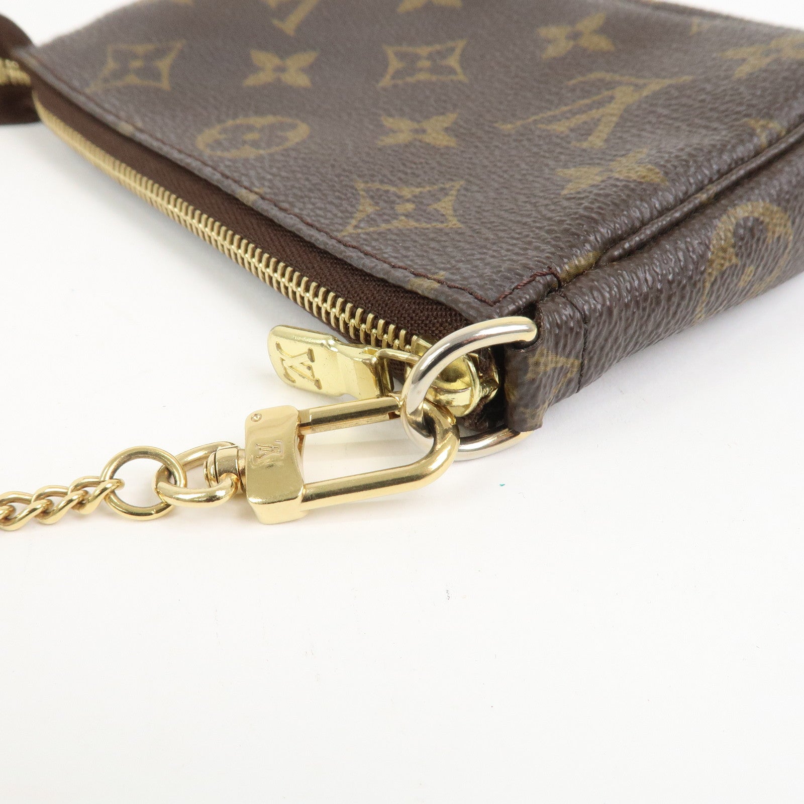 Louis Vuitton Monogram Mini Pochette Accessoires Hand Bag M58009