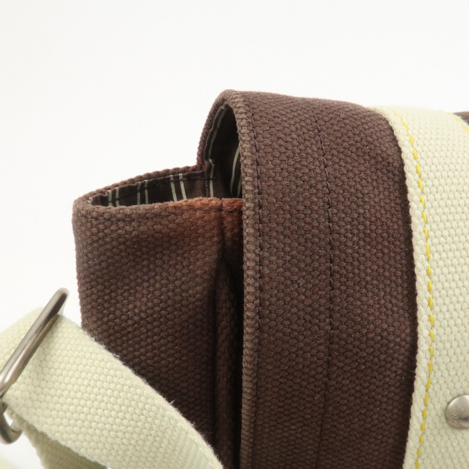 Louis Vuitton Antigua Canvas Besace PM Shoulder Bag Mocha M80661