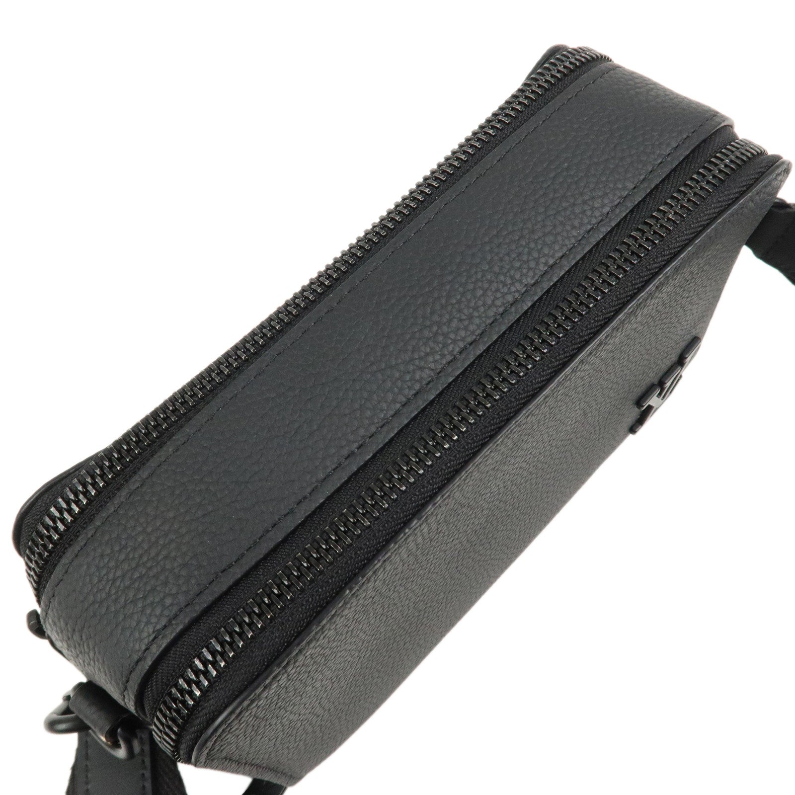 Louis Vuitton LV Aerogram Leather Alpha Wearable Wallet Noir M59161