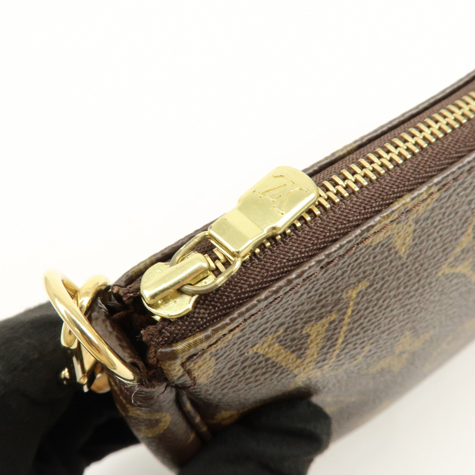 Louis Vuitton Monogram Pochette Accessoires Pouch Hand Bag M51980