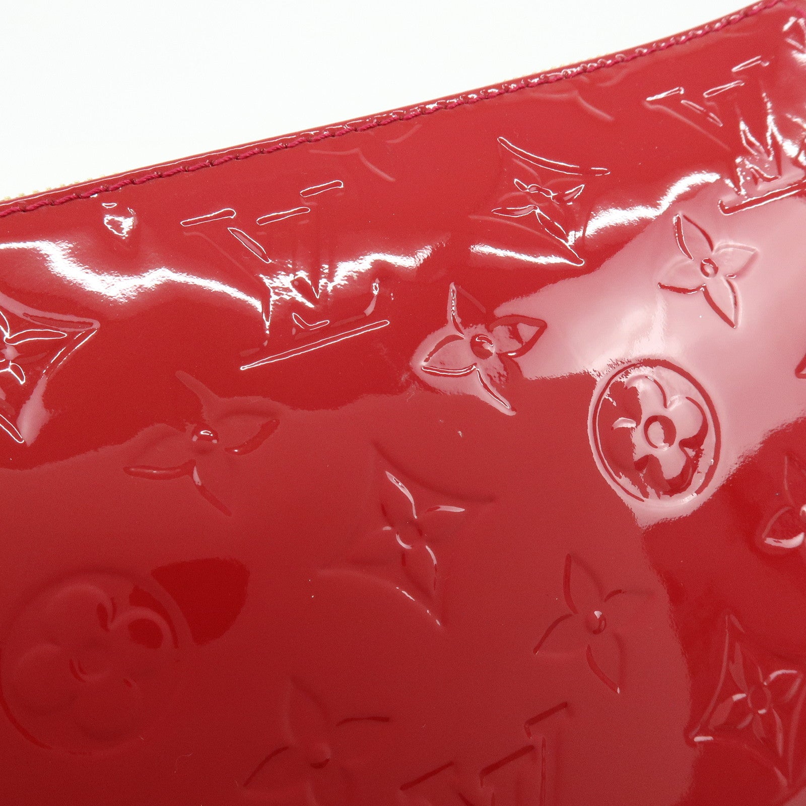Louis Vuitton Monogram Vernis Pochette Accessoires Pouch Red M91574