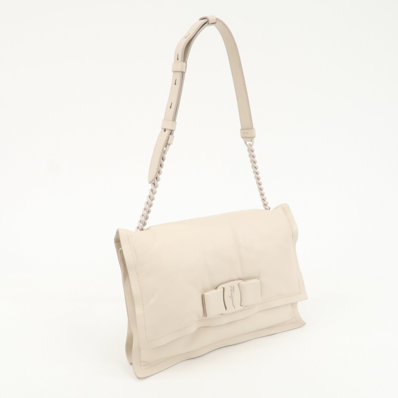Ferragamo Vara Ribbon Leather Chain Shoulder Bag Hand Bag Ivory