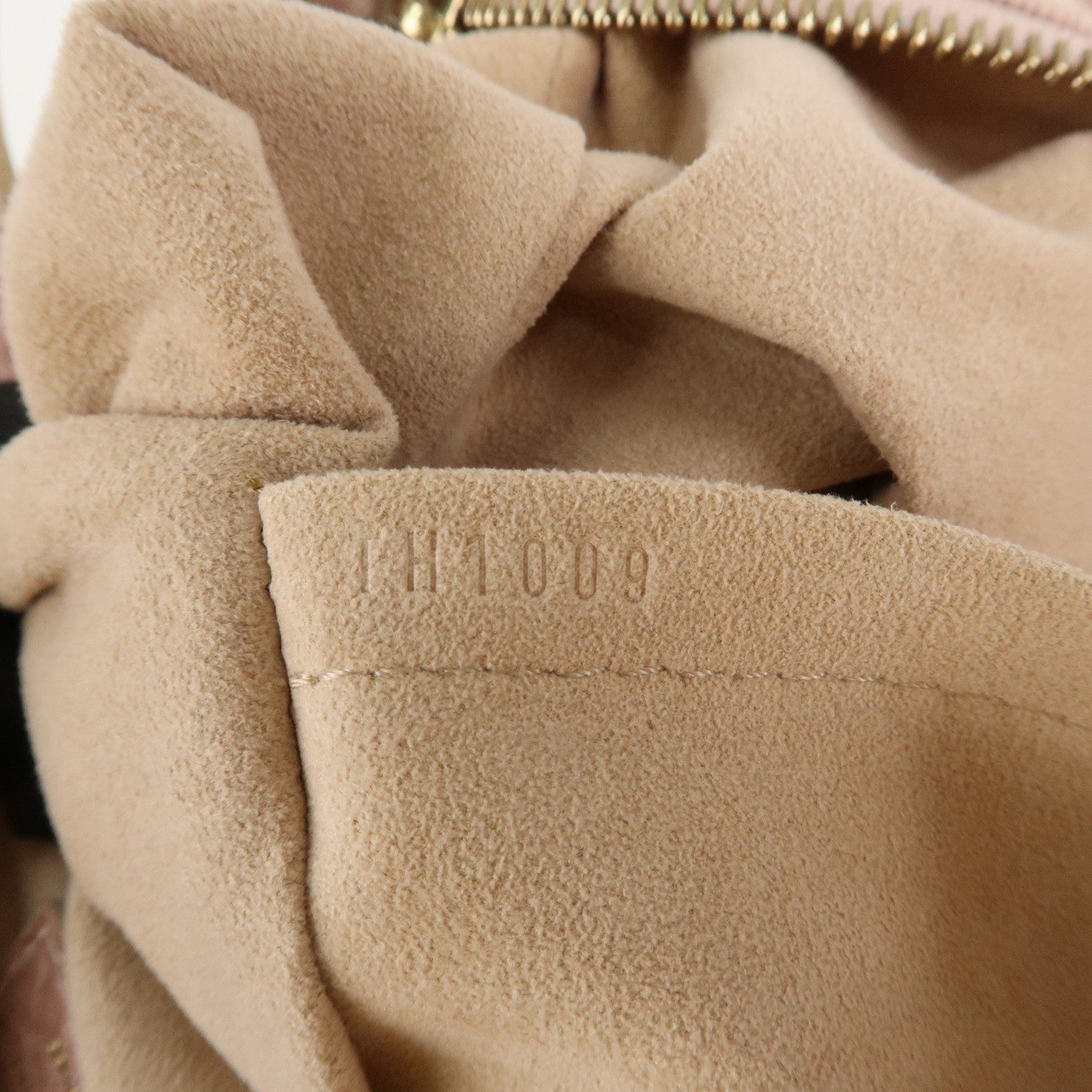 Louis Vuitton Monogram Denim Slightly Shoulder Bag Pink M95833