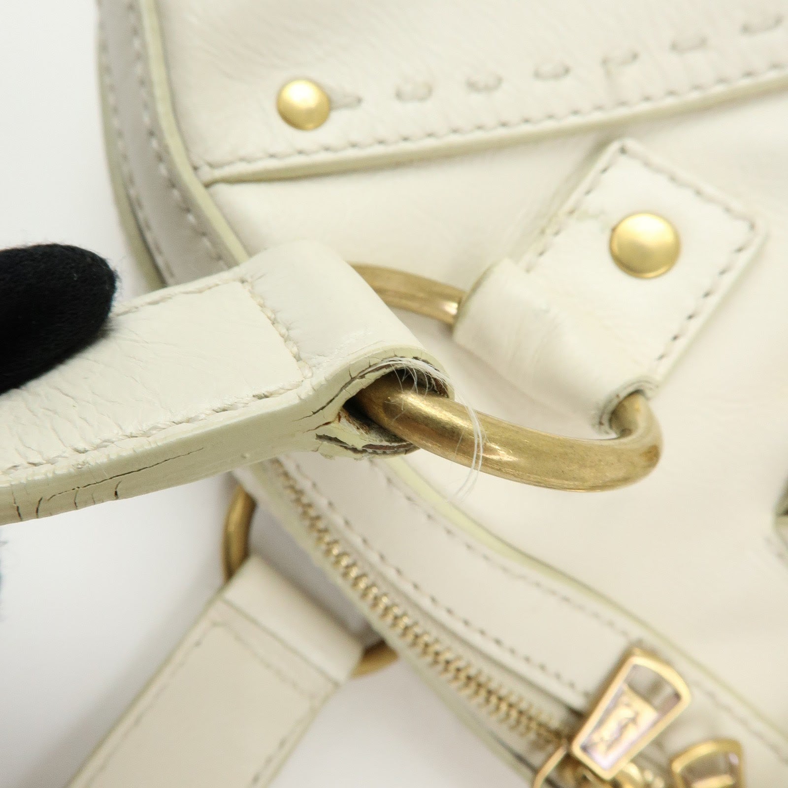 SAINT LAURENT PARIS Muse Y Line Leather Hand Bag Ivory 156465