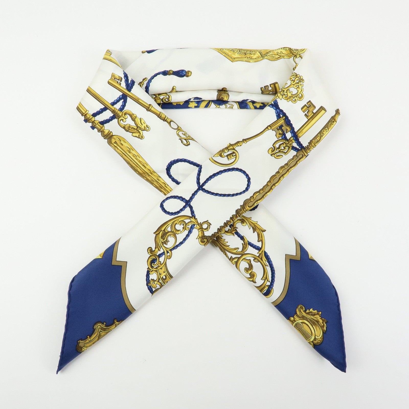 HERMES Carre 90 Silk 100% Scarf LES CLES THE KEYS RARE White Navy