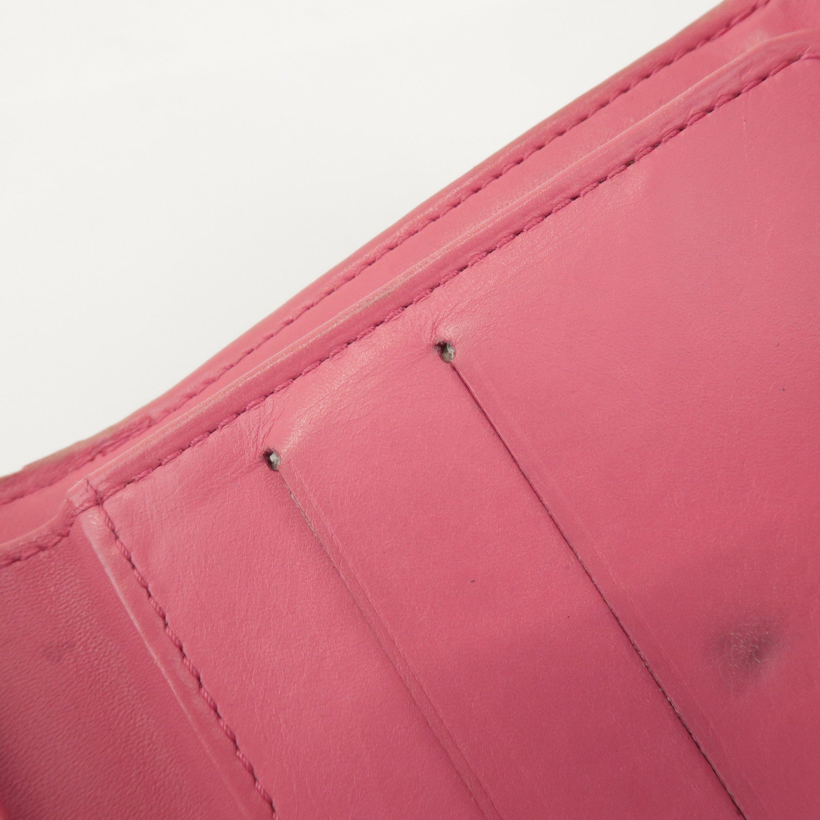 Louis Vuitton Vernis Porte Monnaie Billets Cartes Crédit M9139F