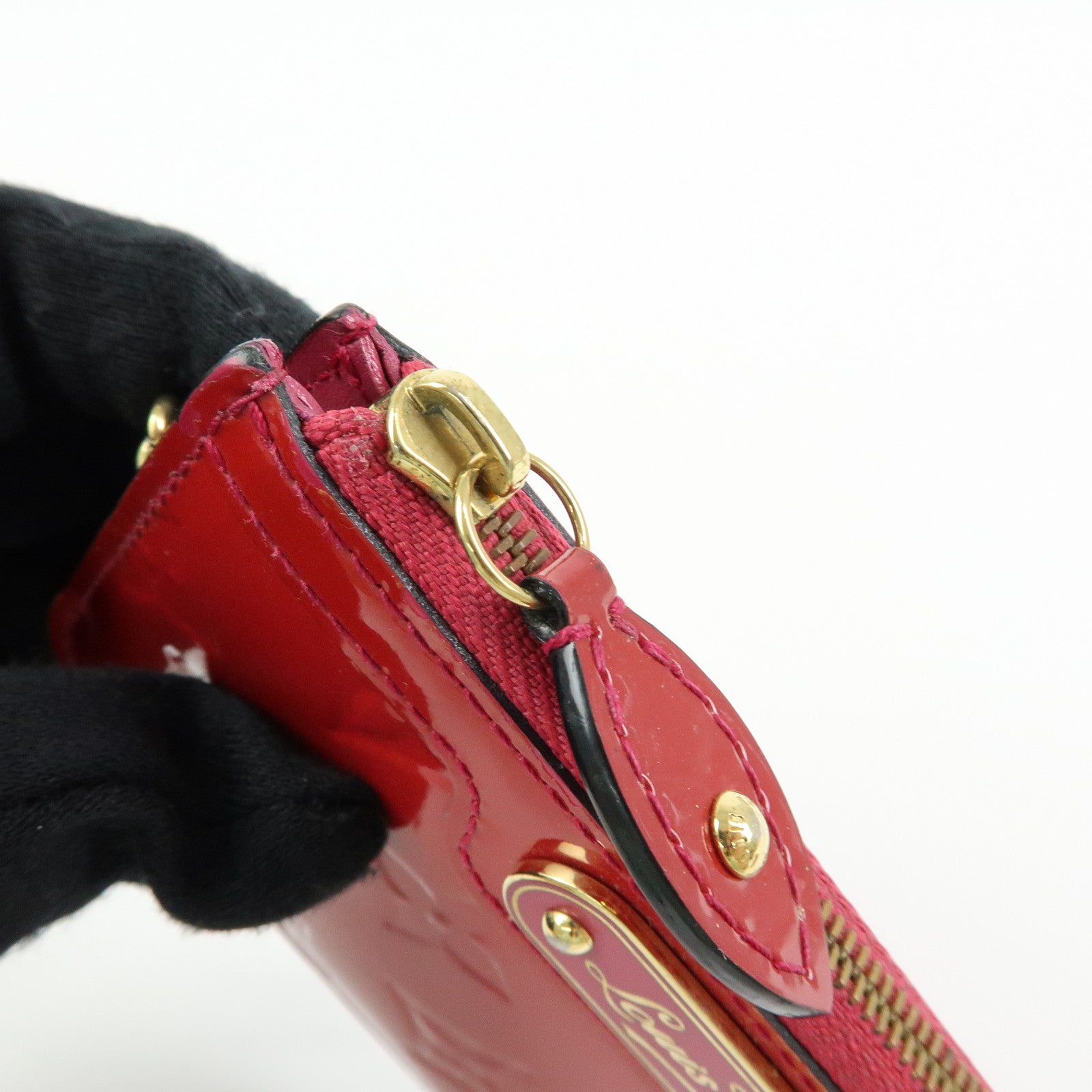 Louis Vuitton Monogram Vernis Pochette Cles NM Coin Case Red M90214