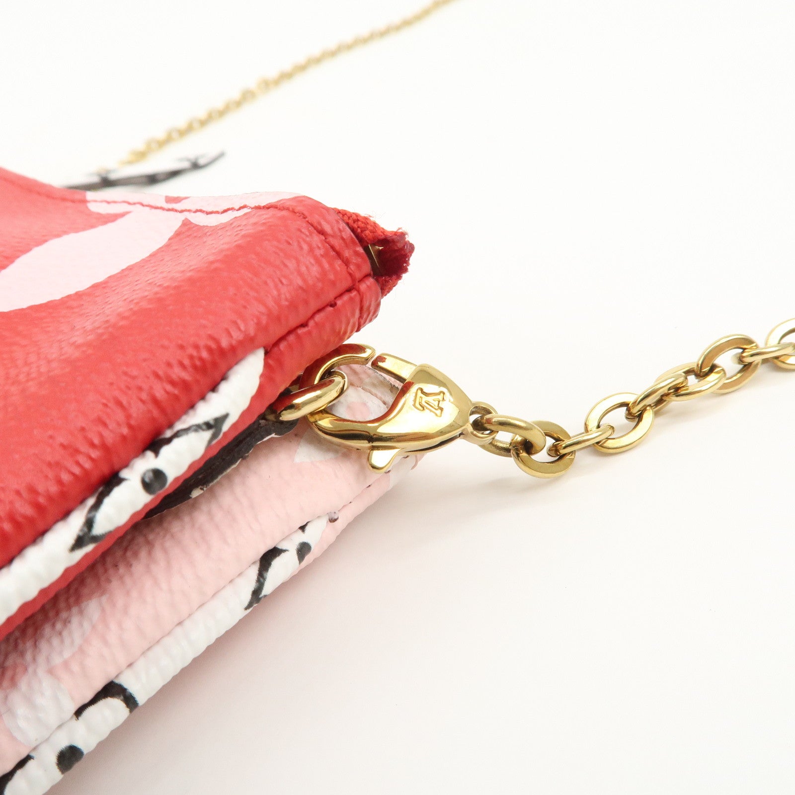 Louis Vuitton Monogram Giant Pochette Double Zip Pouch Rouge M67561