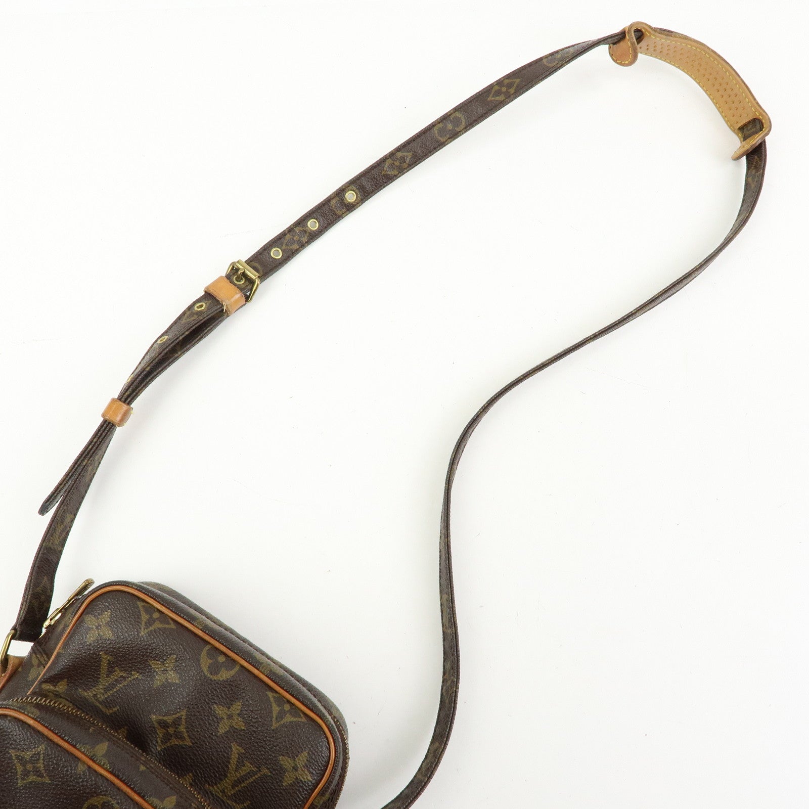 Louis Vuitton Monogram Amazone Shoulder Bag Crossbody Bag M45236