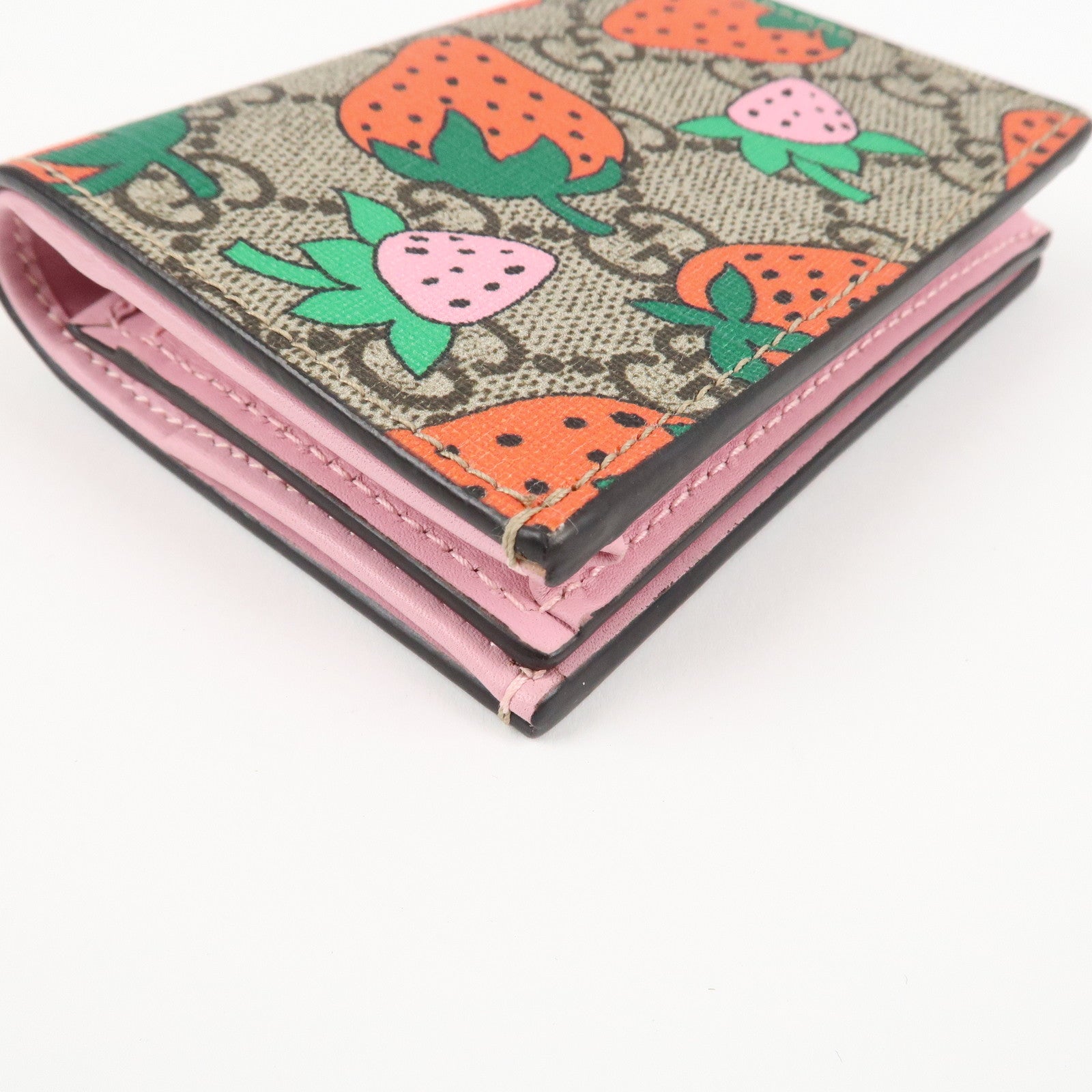 GUCCI GG Supreme Leather Strawberry Print Bi-fold Wallet 573839 Used