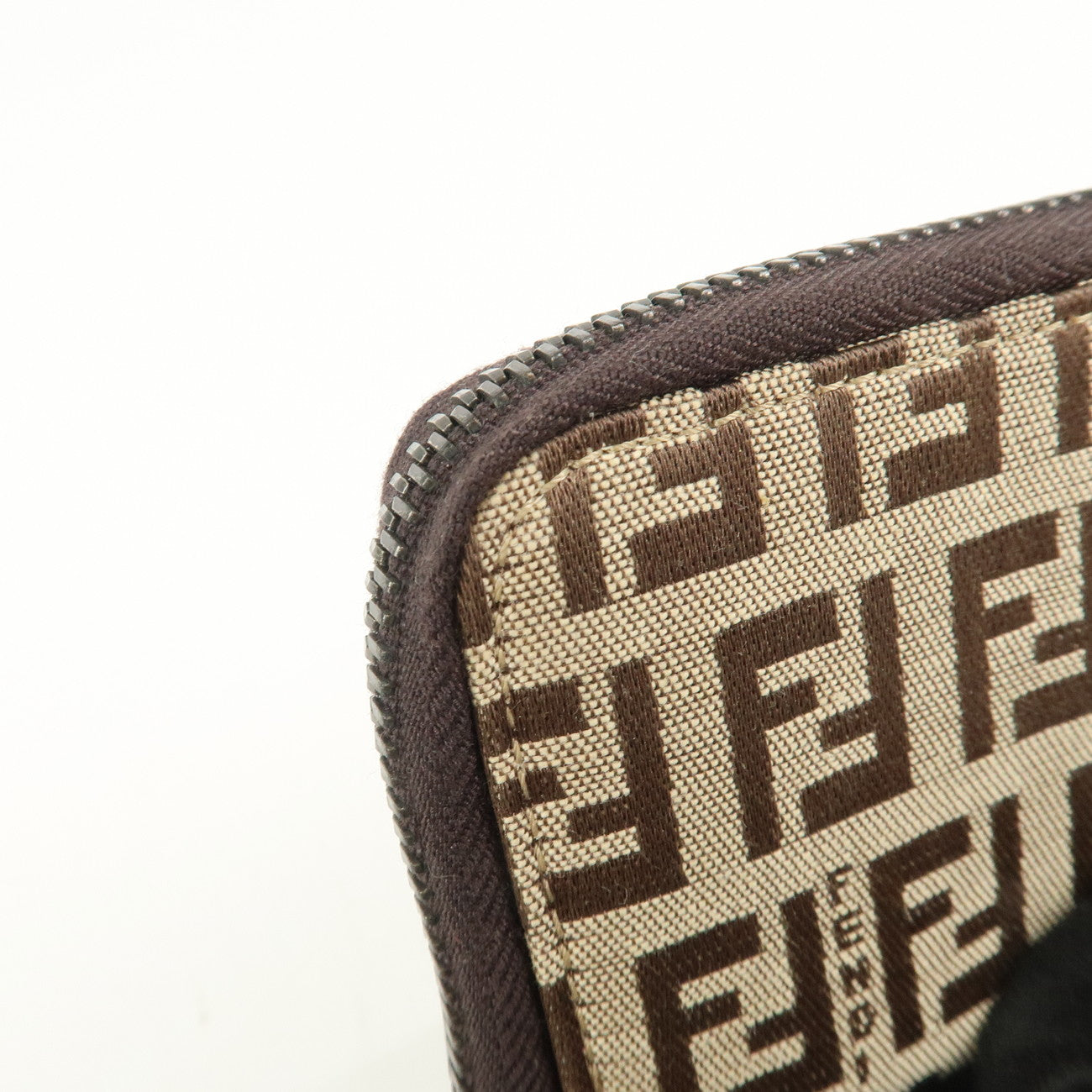 FENDI Zucca Canvas Leather 6 Ring Zippy Key Case Beige 8AP000