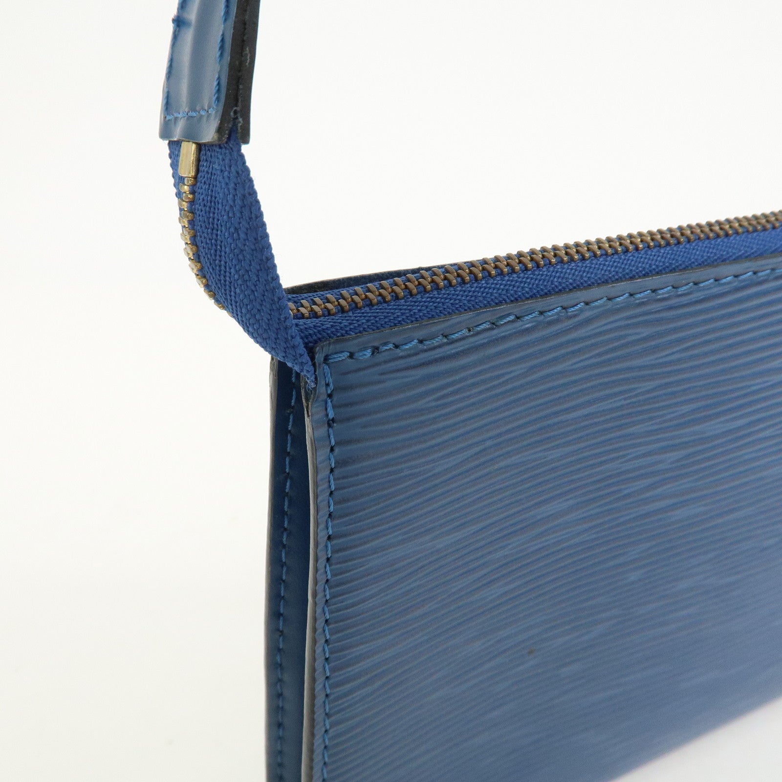 Louis Vuitton Epi Pochette Accessoires Pouch Toledo Blue M52945