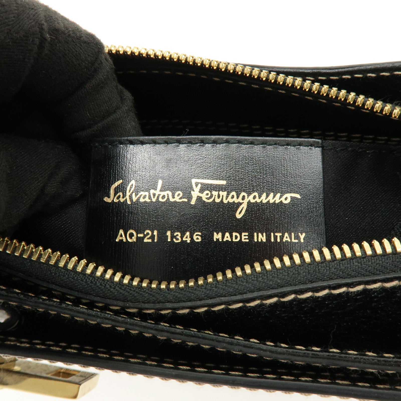Ferragamo Gancini Leather Shoulder Bag Hand Bag Black
