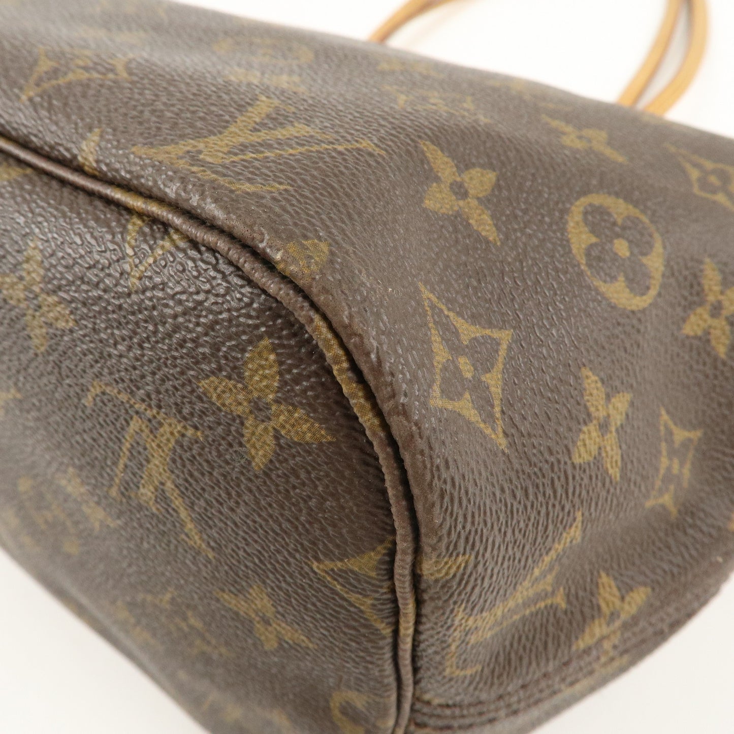 Louis Vuitton Monogram Neverfull MM Tote Bag Brown M40156