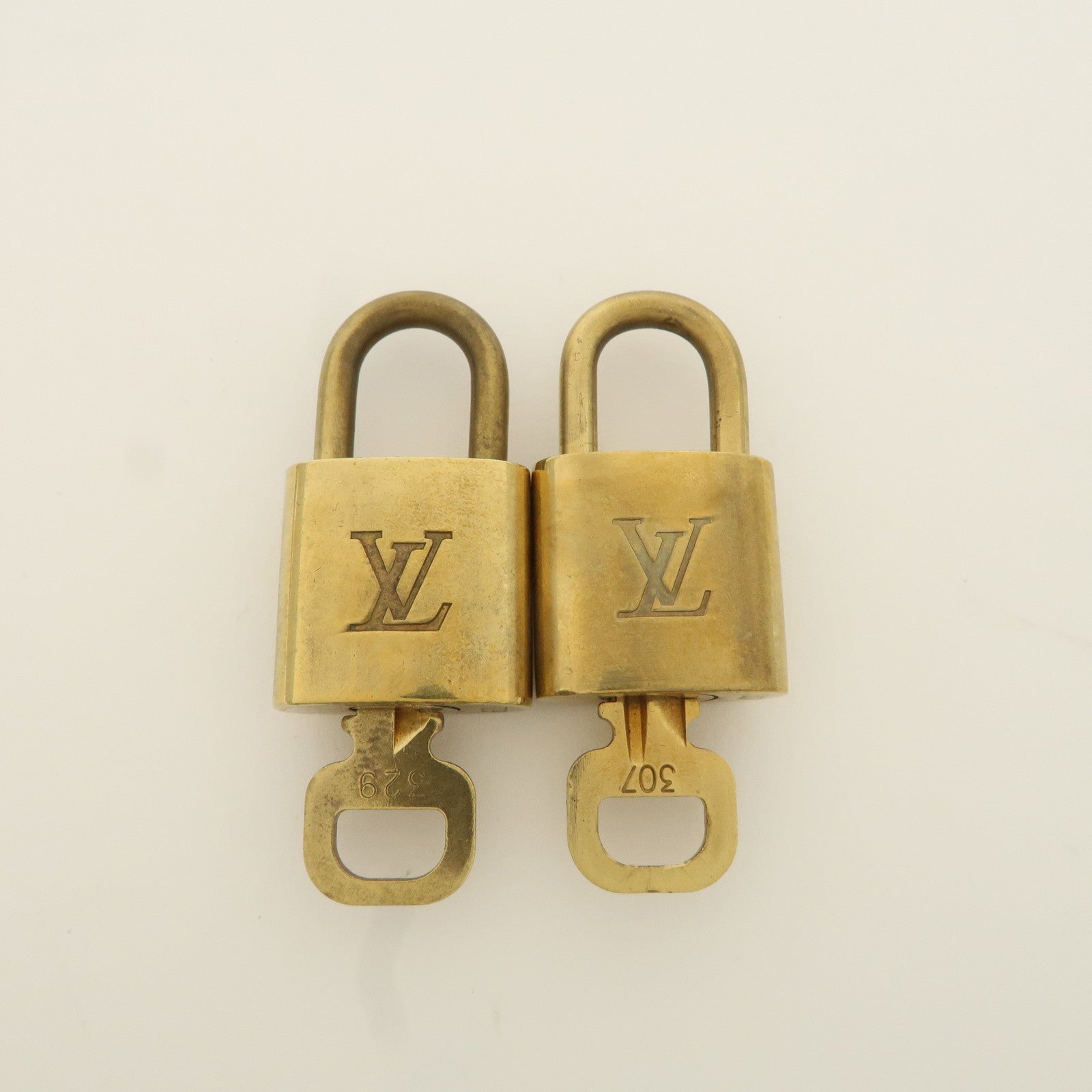 Louis Vuitton Set of 10 Lock & Key Cadena Key Lock Metal Gold Used