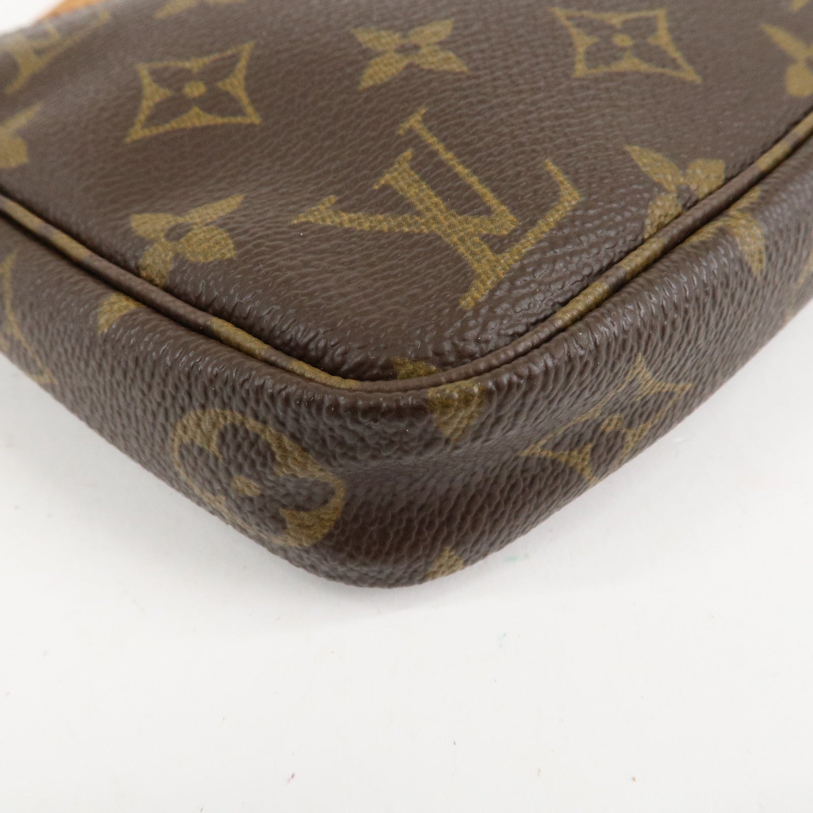 Louis Vuitton Monogram Pochette Accessoires Pouch M51980