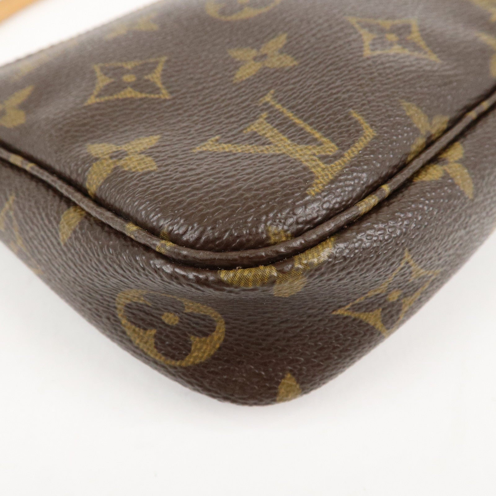 Louis Vuitton Monogram Pochette Accessoires Pouch M51980