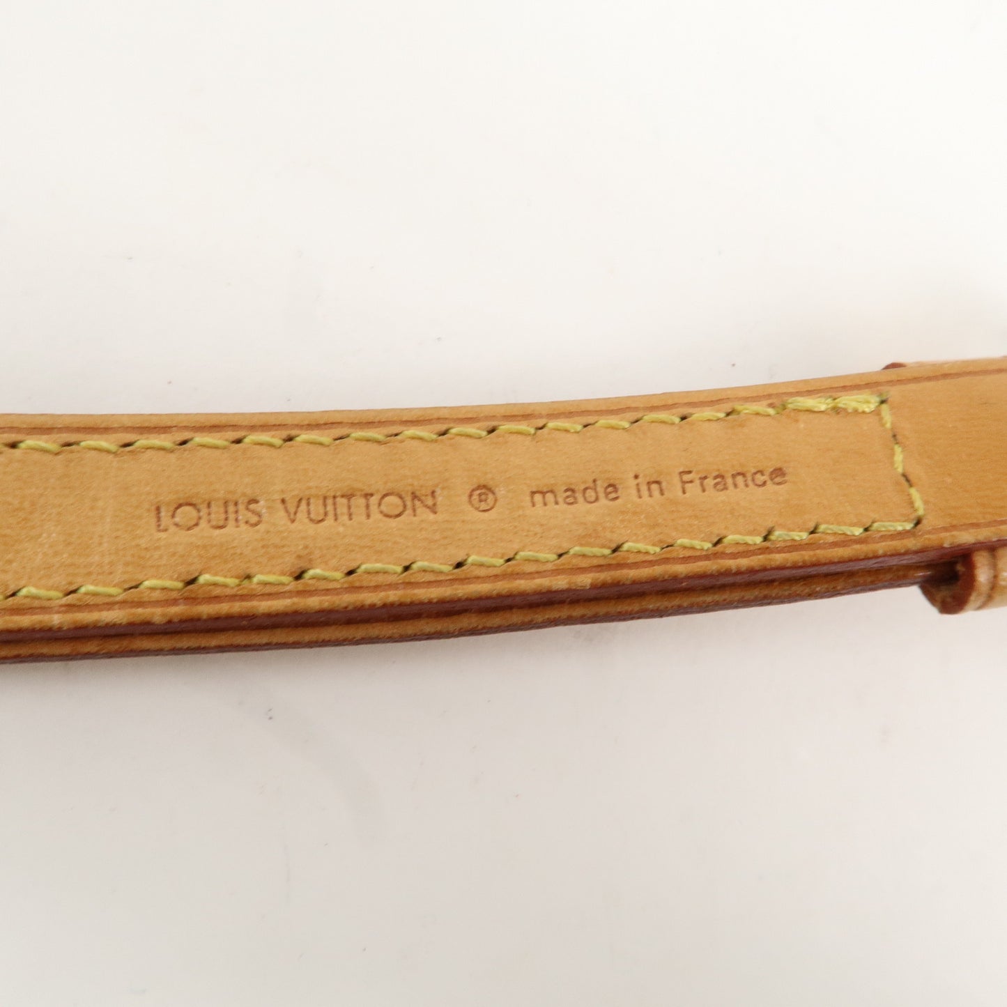 Louis Vuitton Nume Leather Shoulder Strap 120cm J52312