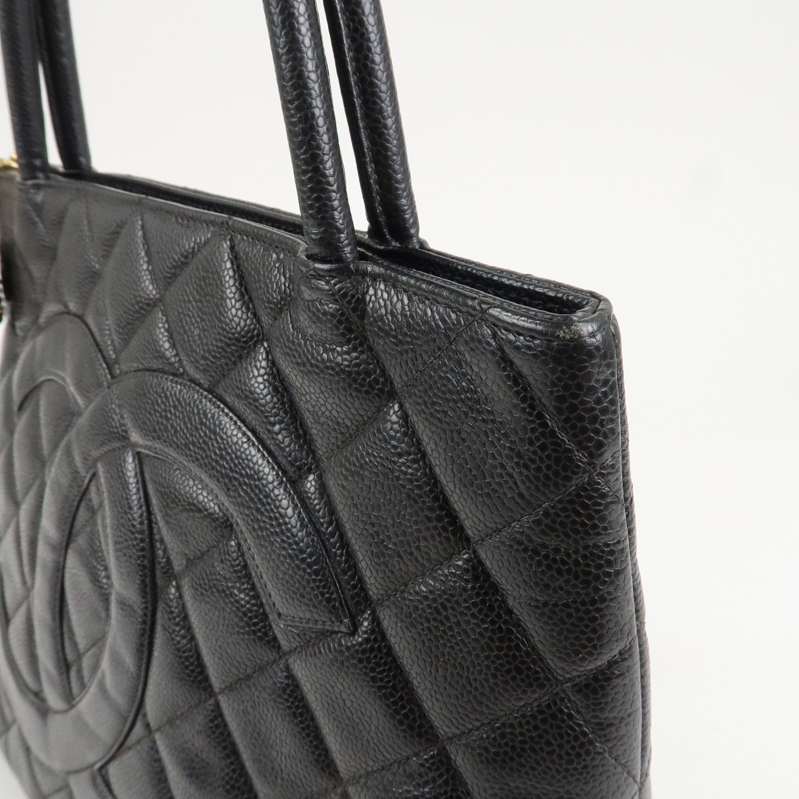 CHANEL Matelasse Caviar Skin Medalion Tote Bag Hand Bag A01804 Used