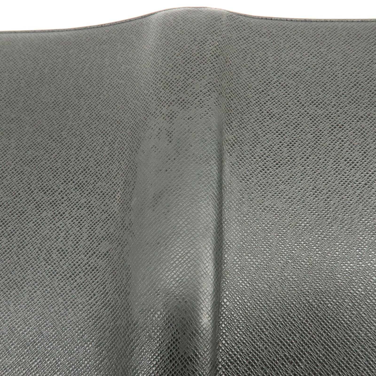 Louis Vuitton Taiga Agenda Bureau Planner Cover Ardoise R20409