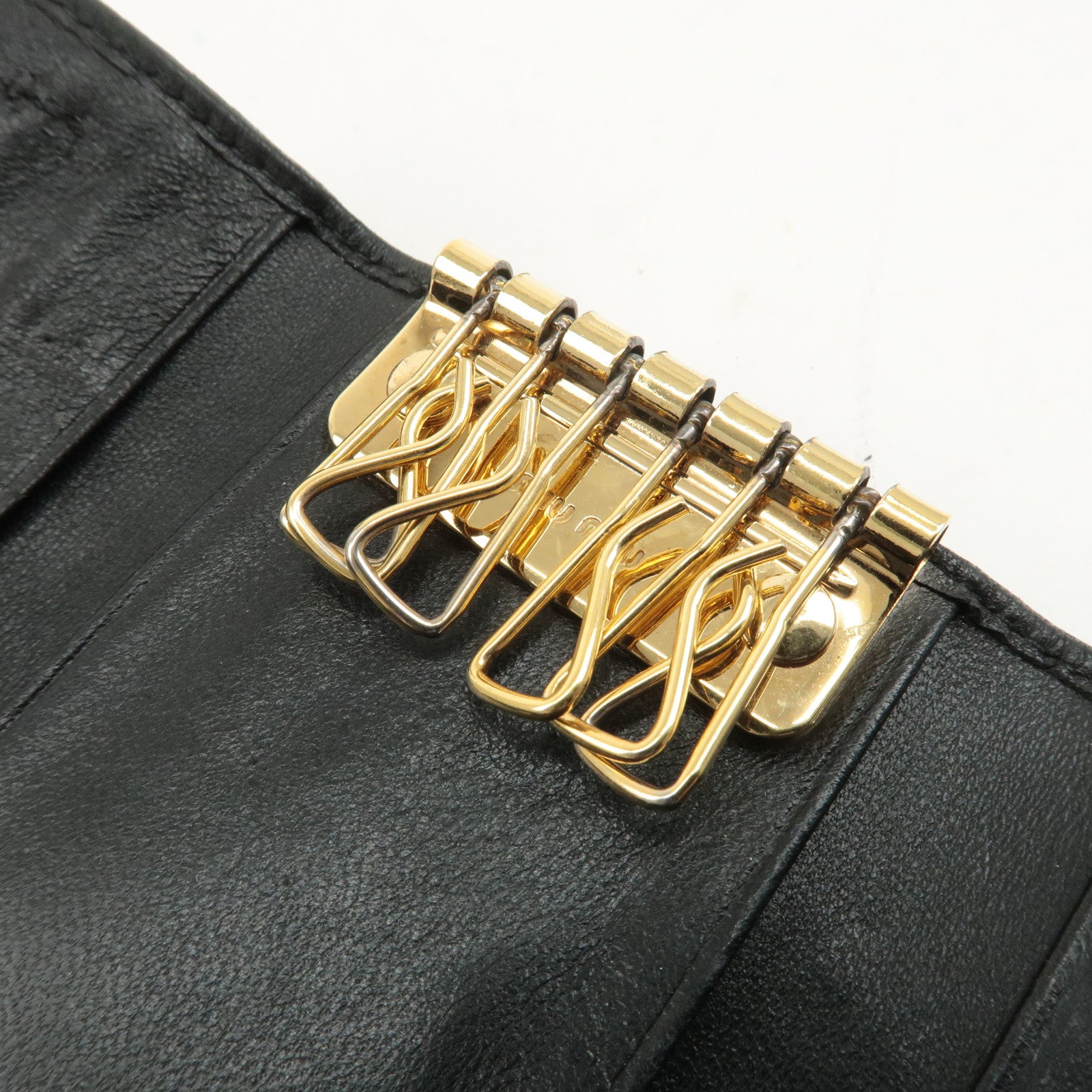 ep_vintage luxury Store - MIU - Black – dct - Matelasse ep_vintage luxury Store - MIU - Black – dct - Matelasse