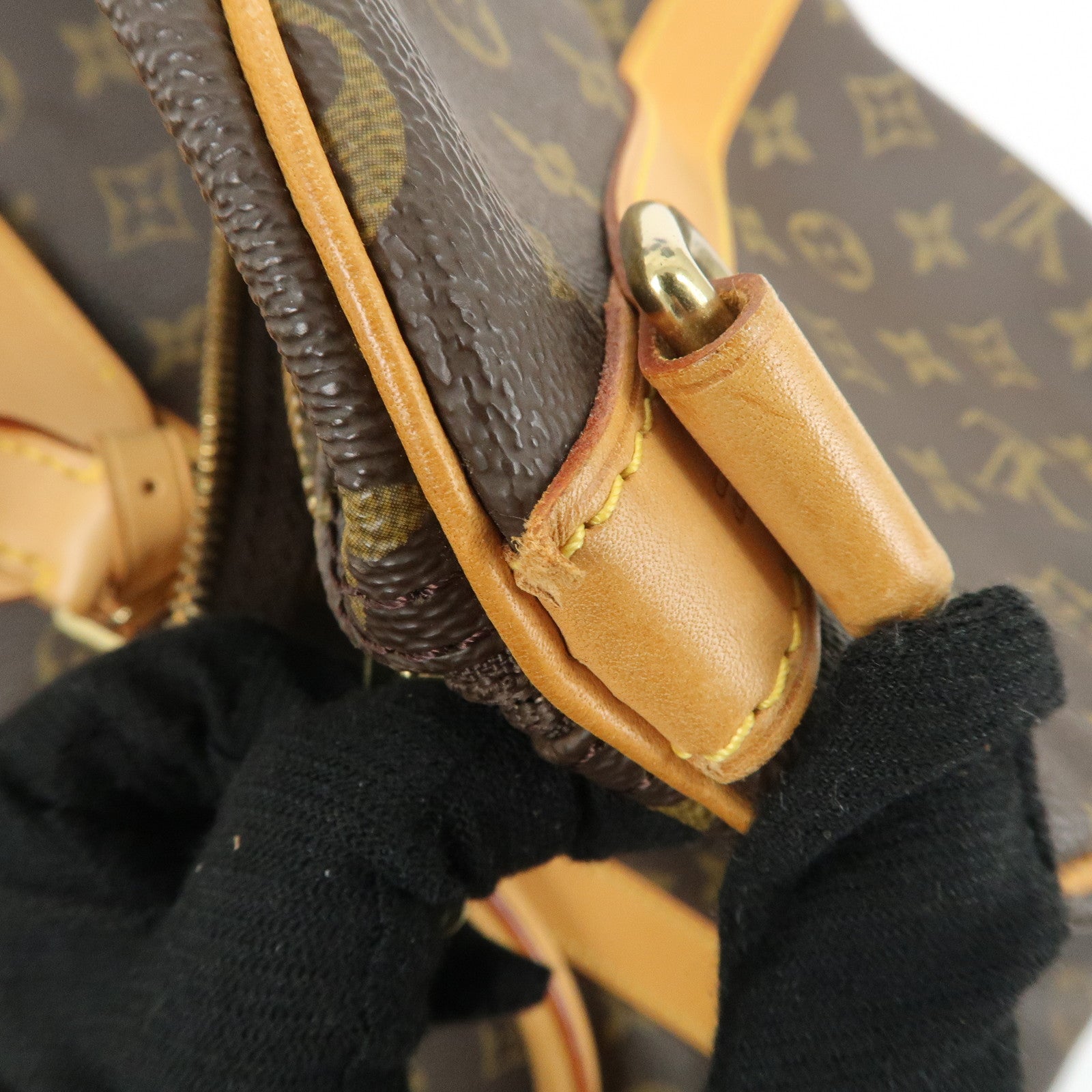 Louis Vuitton Monogram Keep All Bandouliere 60 Bag M41412