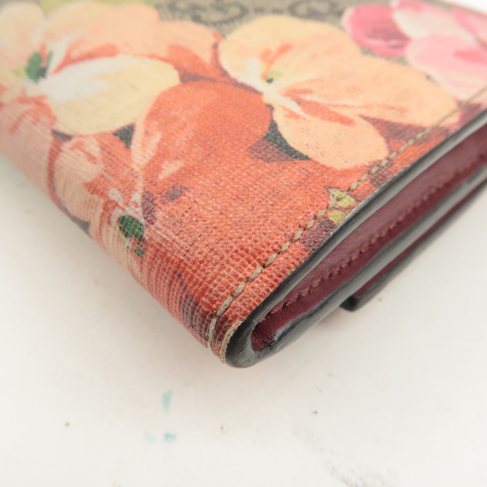 GUCCI GG Supreme Flower Bi Fold Long Wallet Beige Pink Red 404070