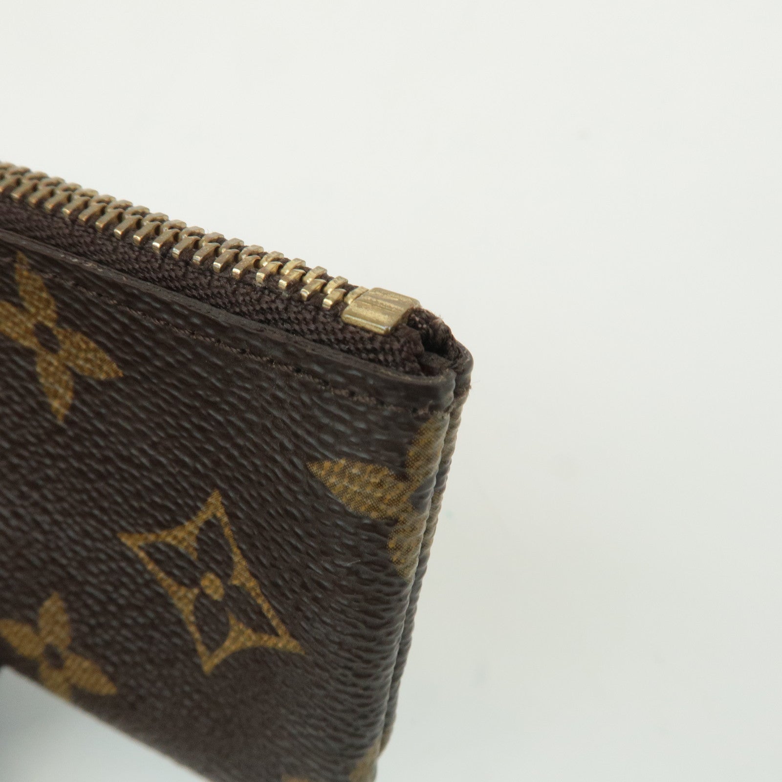 Louis Vuitton Monogram Pochette Cles Coin Case Key Case  M62650