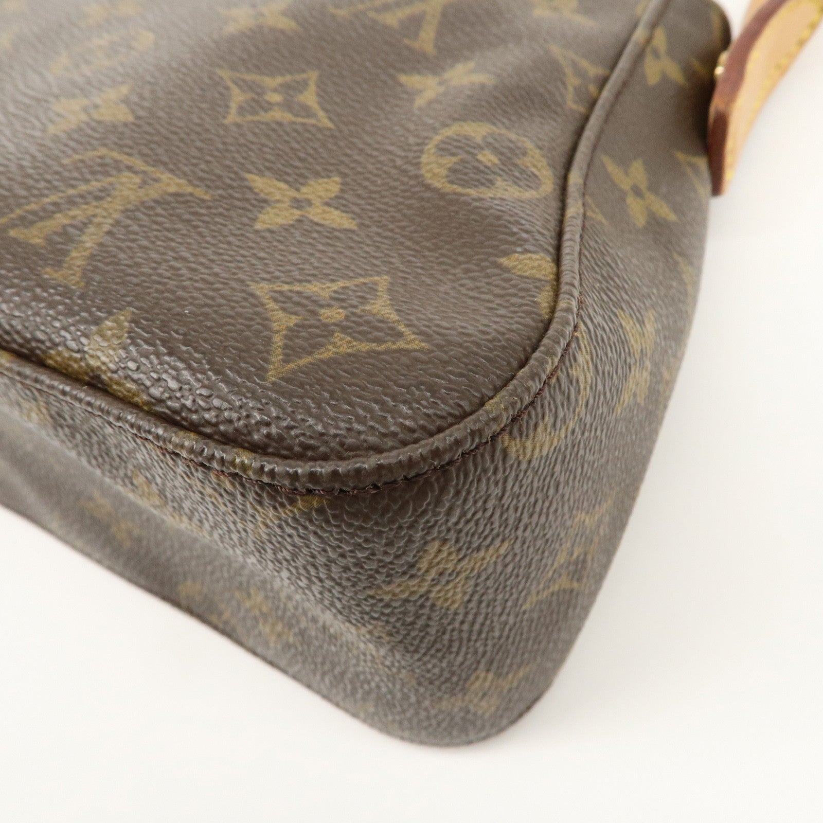 Louis Vuitton Monogram Mini Looping Shoulder Bag Hand Bag M51147 Used