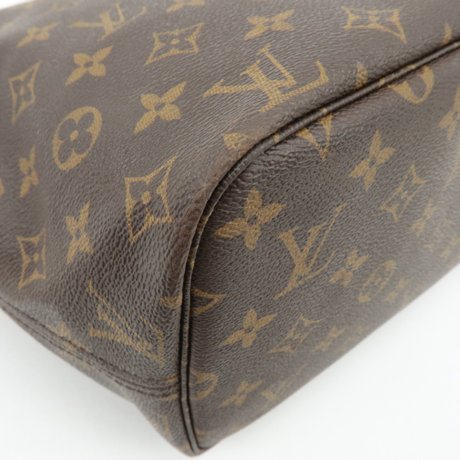 Louis Vuitton Monogram Neverfull MM Tote Bag Brown M40156