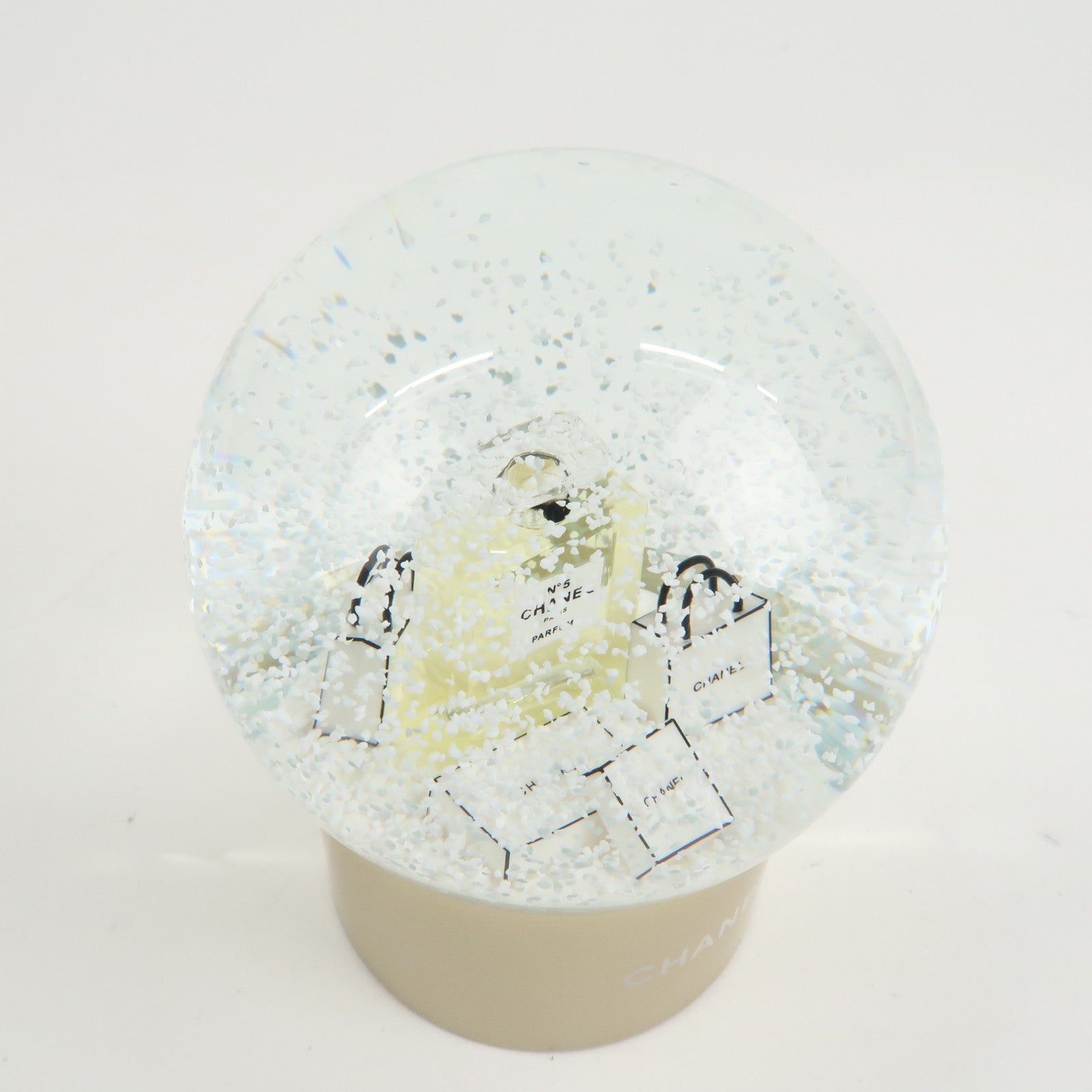 CHANEL No.5 Glass Snow Globe Snow Dome 2015 Novelty White Gold Used