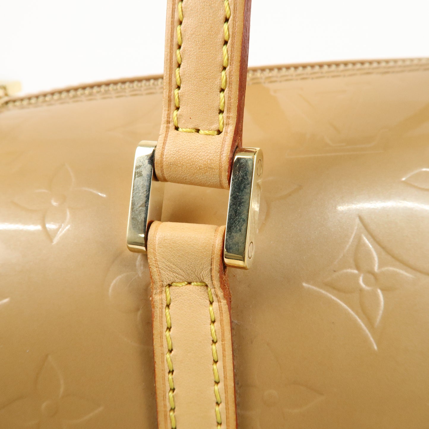 Louis Vuitton Monogram Vernis Bedford Hand Bag Beige M91329