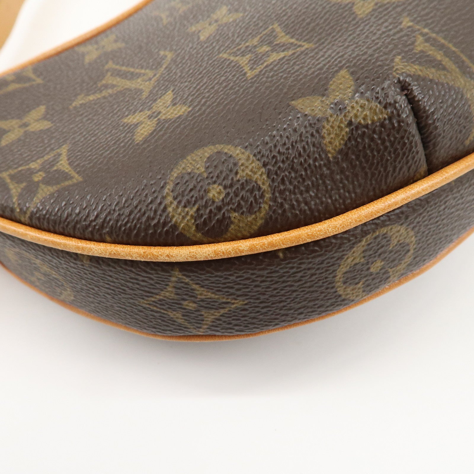 Louis Vuitton Monogram Pochette Croissant Shoulder Bag M51510 Used