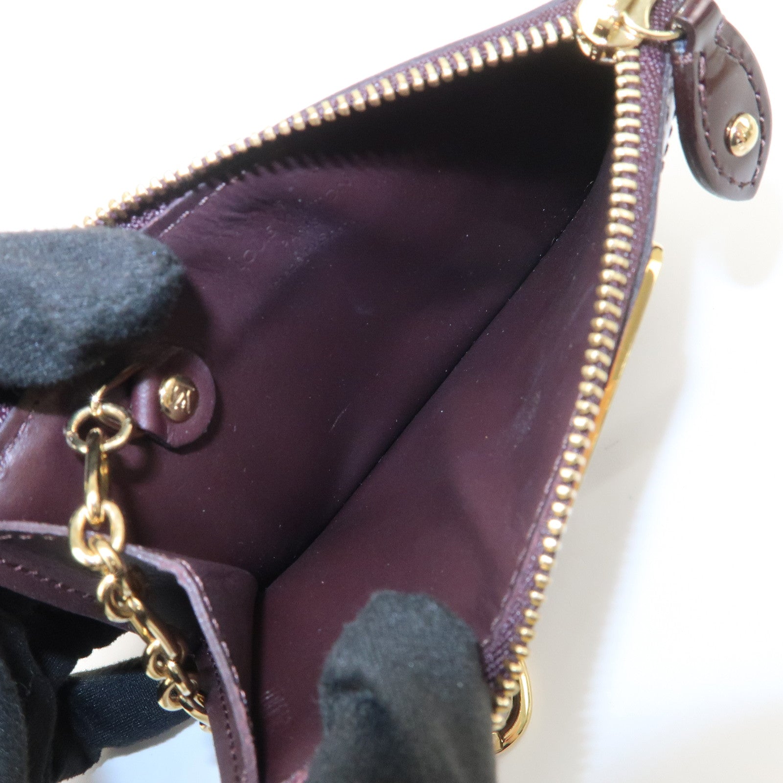 Louis Vuitton Vernis Pochette Cles NM Coin Case Amarante M93557
