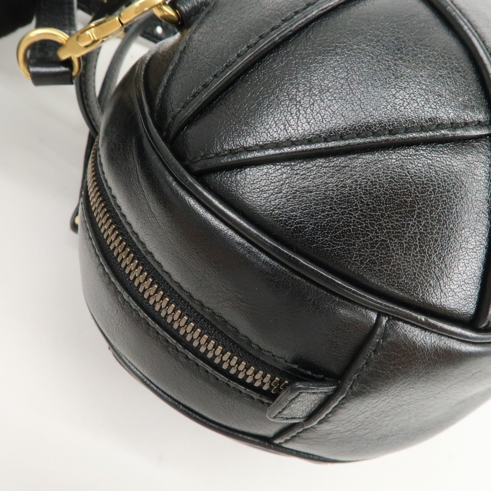 GUCCI Ophidia Leather Basketball Shape Shoulder Bag 547355