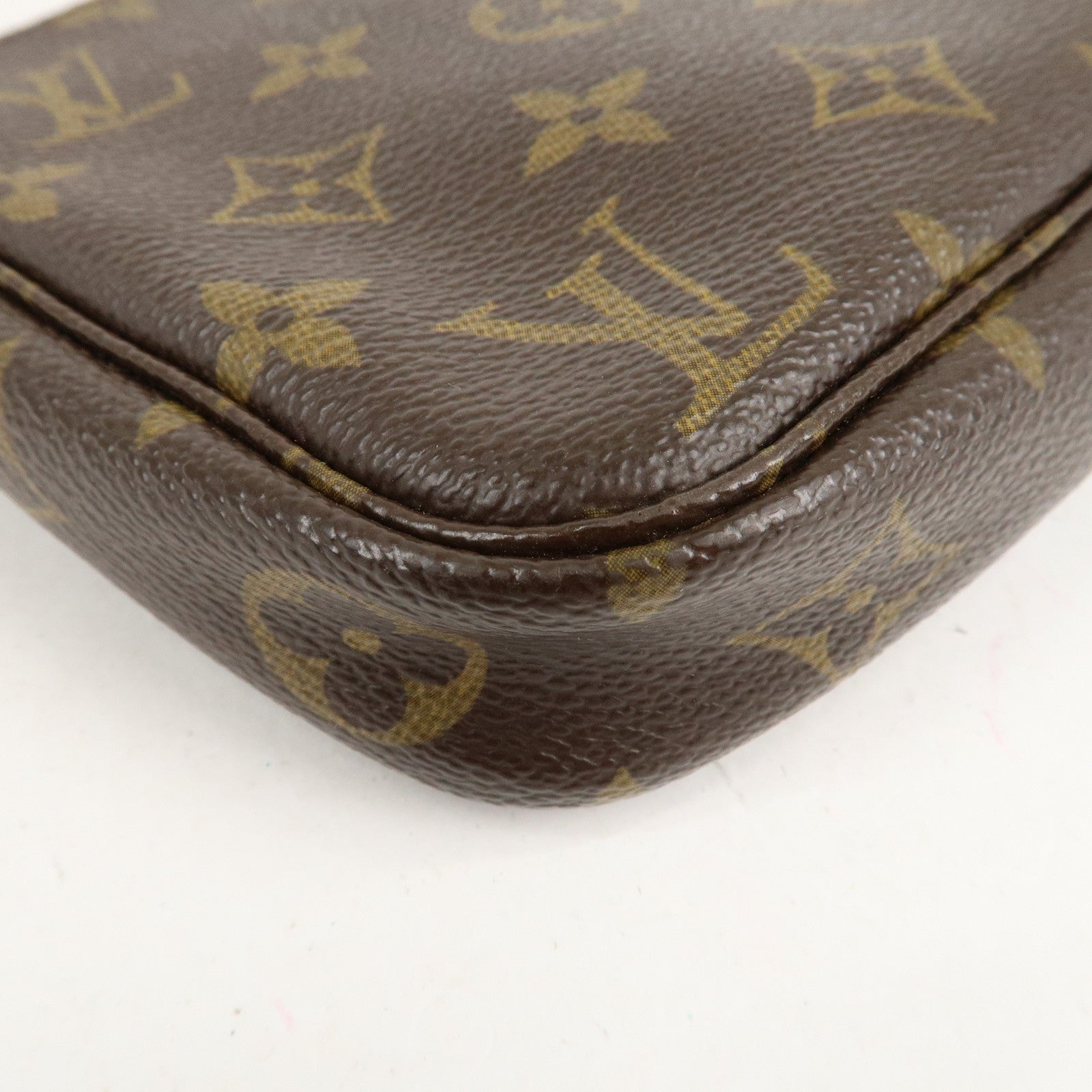 Louis Vuitton Monogram Pochette Accessoires Pouch M51980