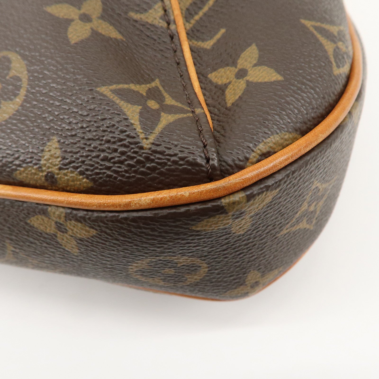 Louis Vuitton Monogram Thames PM Shoulder Bag M56384 Used