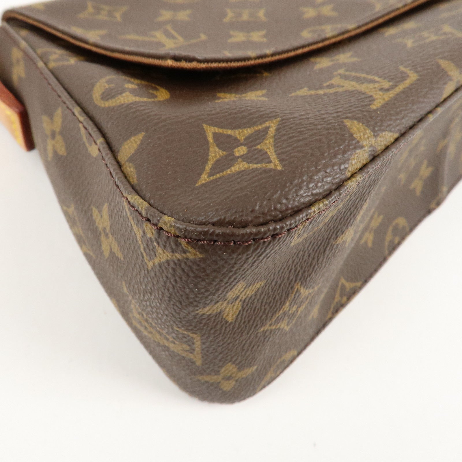 Louis Vuitton Monogram Mini Looping Shoulder Bag Hand Bag M51147