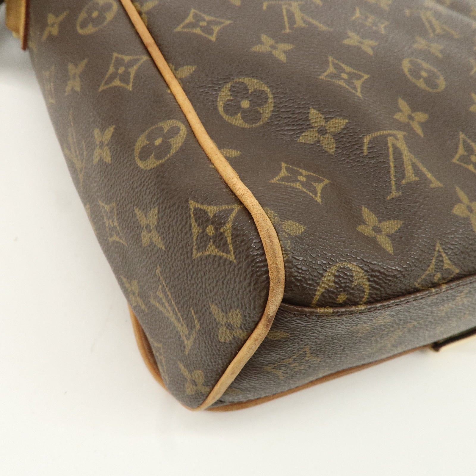 Louis Vuitton Monogram Abbesses Messenger Bag Hand Bag M45257 Used