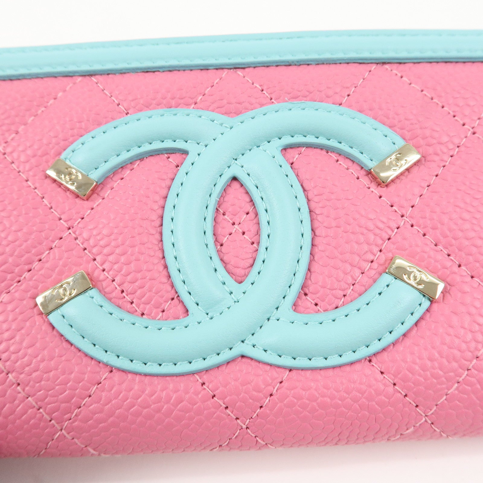 CHANEL COCO Mark CC Filigree Caviarskin Round Zippy Wallet Pink A84446 Used
