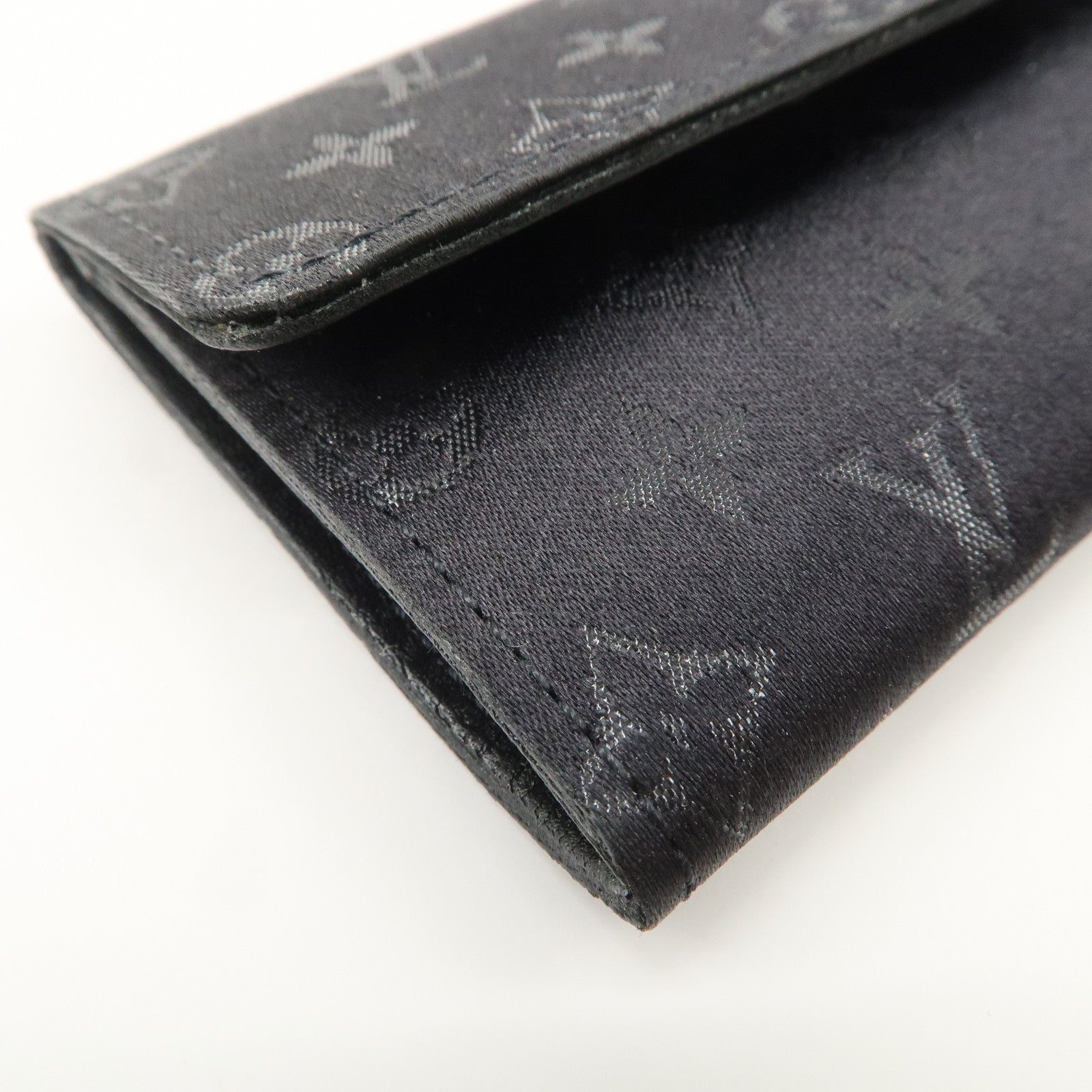 Louis Vuitton Monogram Satin Porte Monnaie Coin Case Noir M92137