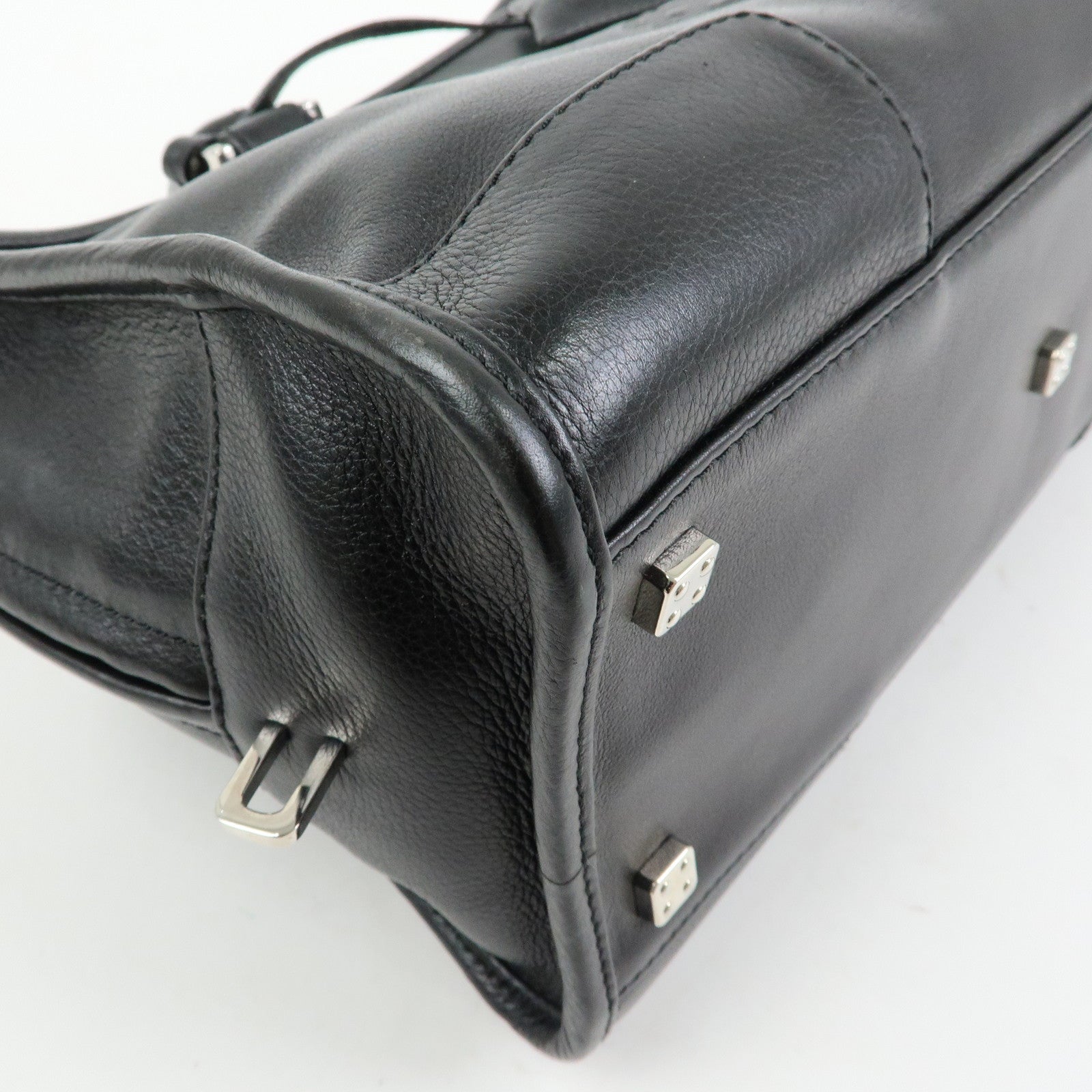 LOEWE Anagram Amazona 28 Leather Hand Bag Boston Bag Black