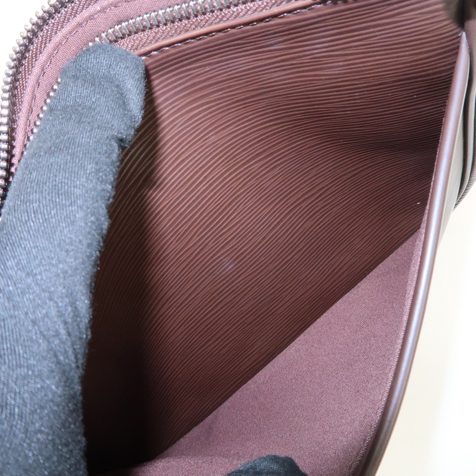 Louis Vuitton Epi Leather Matsy Shoulder Bag Brown M5897D