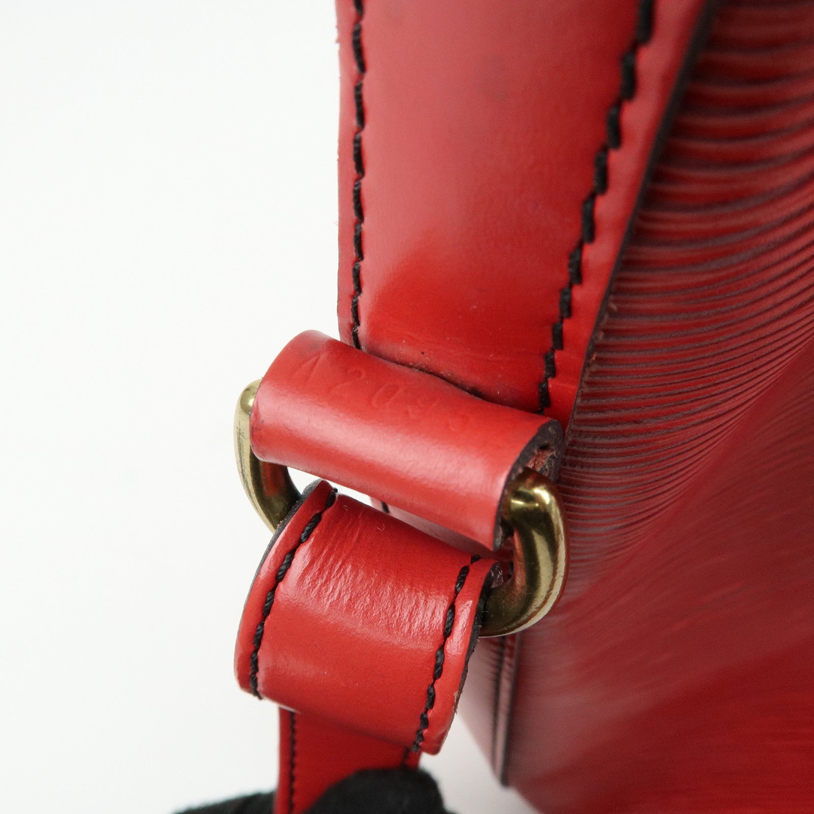 Louis Vuitton Epi Petit Noe Shoulder Bag Castilian Red M44107