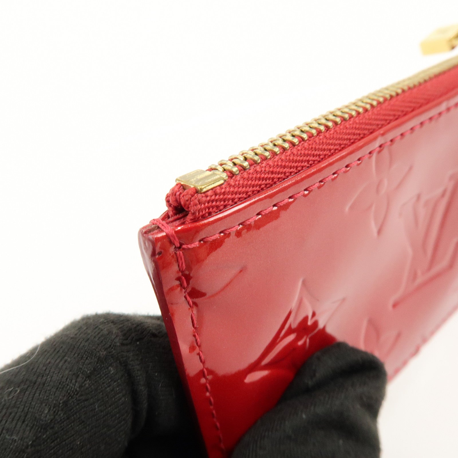 Louis Vuitton Monogram Vernis Pochette Cles Coin Case Red M91977