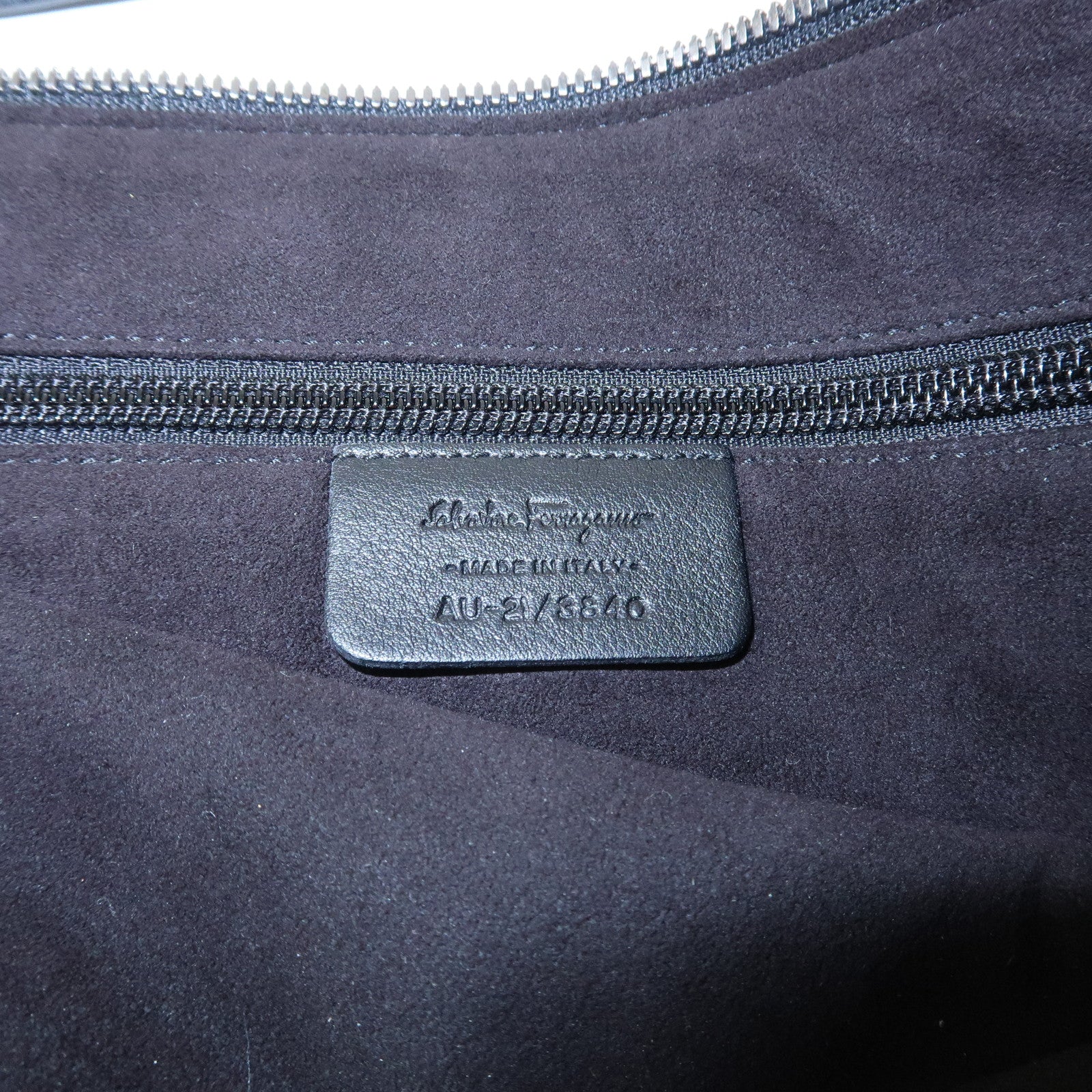 Ferragamo Gancini Leather Shoulder Bag Hand Bag Black